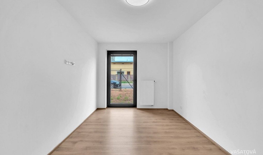 Pronájem bytu 3+1 188 m², Hradec Králové – náhled fotky 14