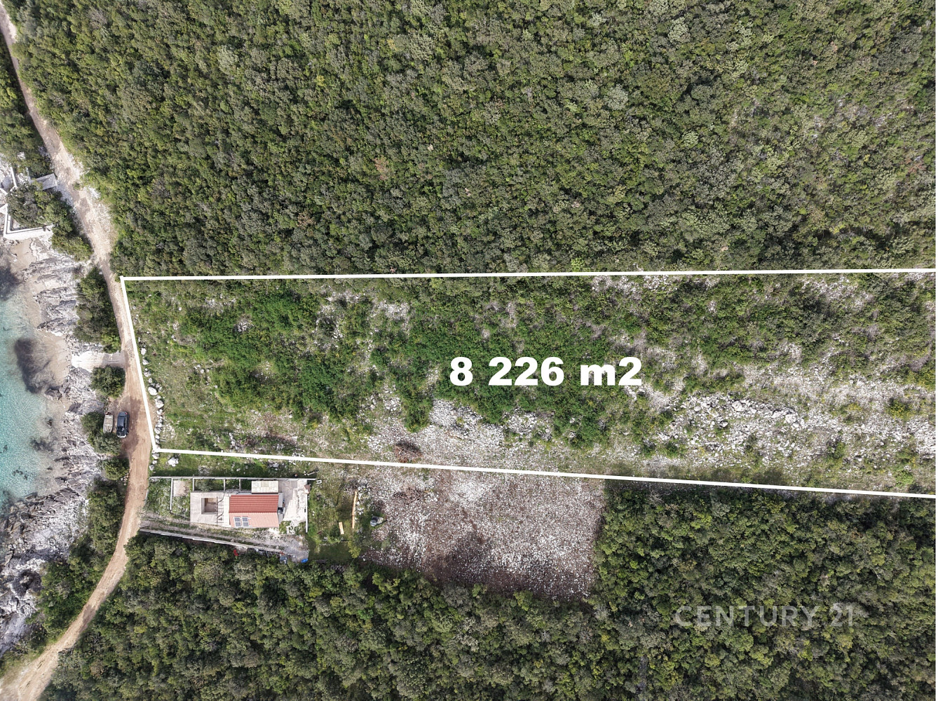 Prodej stavebního pozemku 8 226 m²