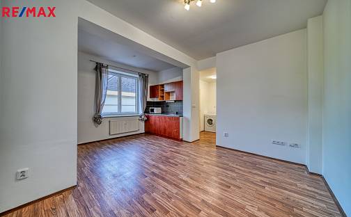 Pronájem bytu 1+kk 23 m², Tyršova, Poděbrady - Poděbrady III, okres Nymburk