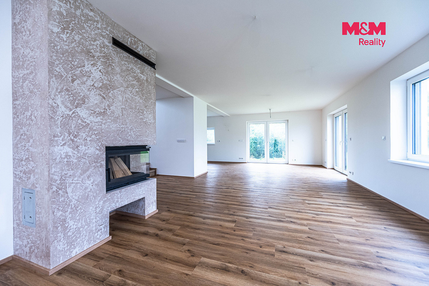 Prodej domu 248 m² s pozemkem 1 542 m² – fotografie 2