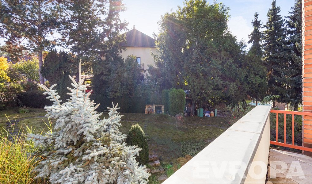 Pronájem domu 220 m² s pozemkem 409 m², Praha – náhled fotky 19