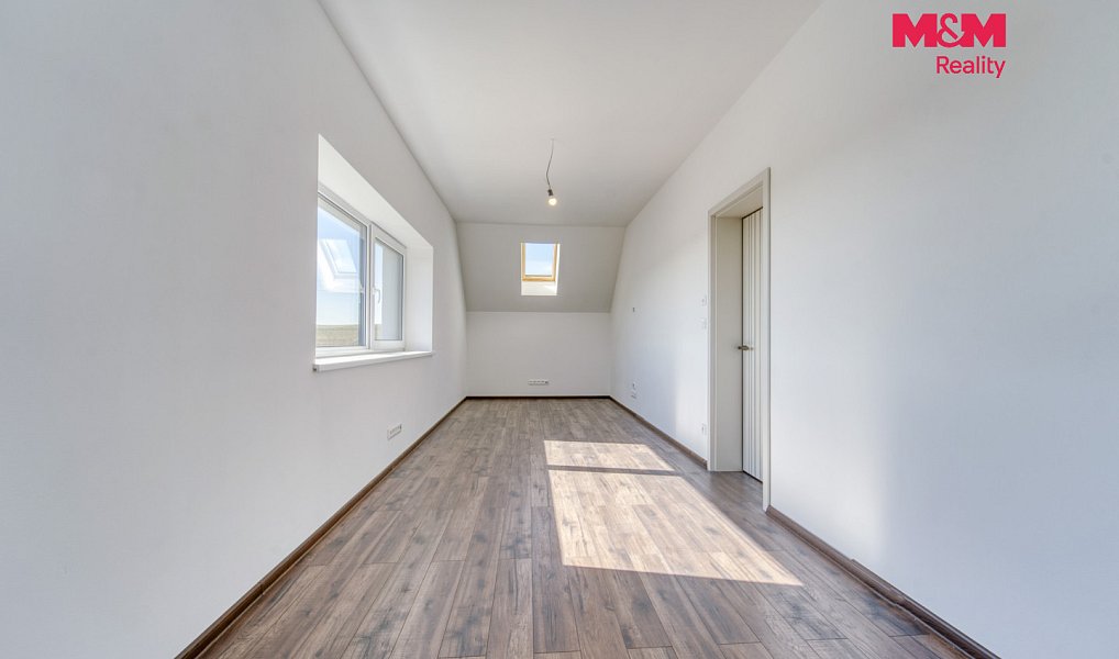 Prodej domu 168 m² s pozemkem 809 m², Vodochody – náhled fotky 19
