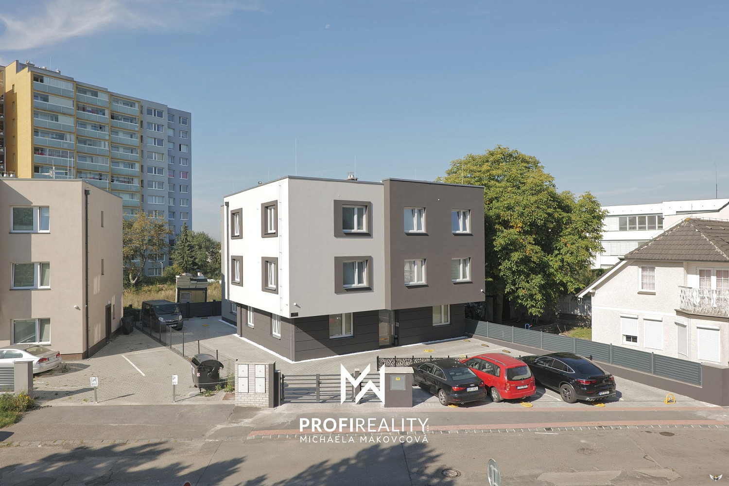 Pronájem venkovního parkovacího stání, 12 m² - Praha - Hloubětín - Ansicht 2