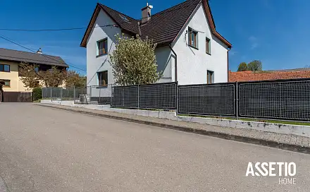 Prodej domu 254 m² s pozemkem 848 m², Branky, okres Vsetín