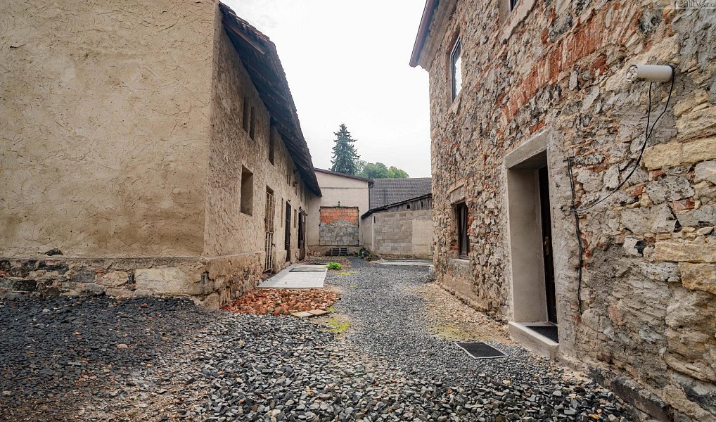 Prodej domu 233 m² s pozemkem 554 m², Lužice – náhled fotky 31