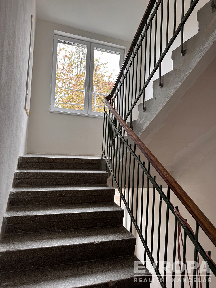 Prodej bytu 2+kk 43 m² — photo 2
