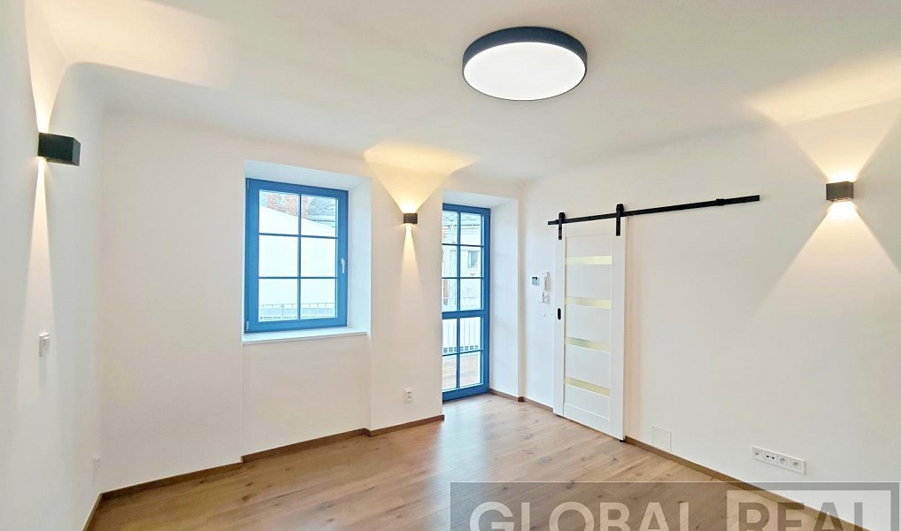 Prodej bytu 1+kk 22 m², Jihlava – náhled fotky 2
