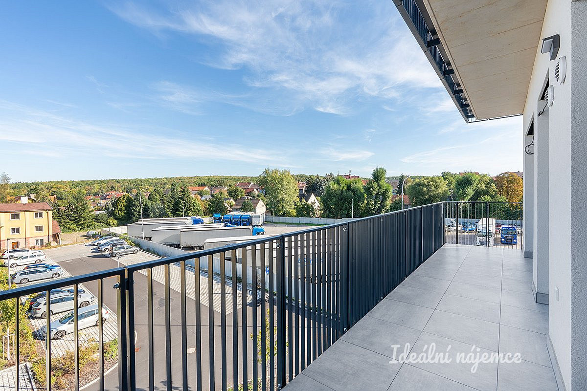Pronájem bytu 3+kk 73 m² – fotografie 2