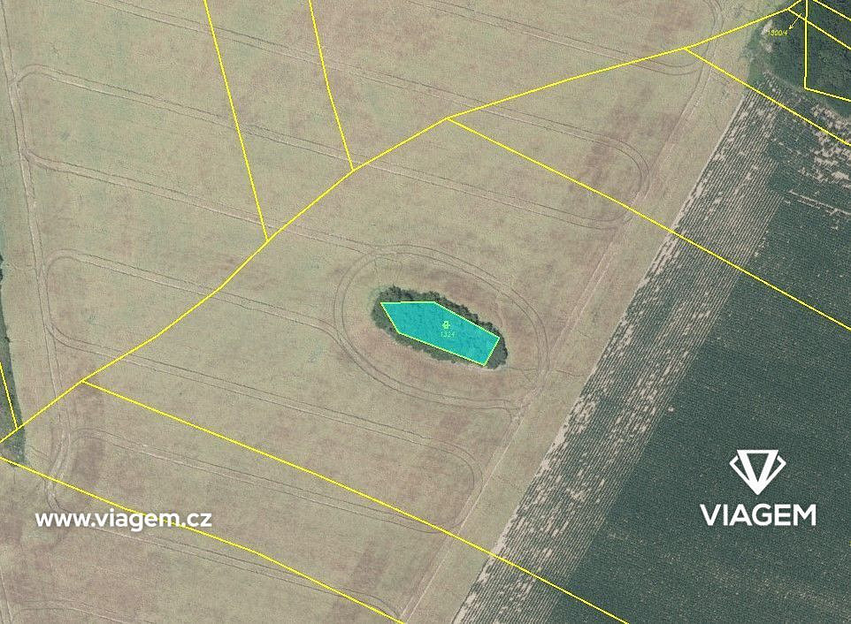 Prodej pole 370 m² – pohled 3