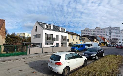 Prodej domu 74 m² s pozemkem 372 m², Donovalská, Praha 4 - Chodov