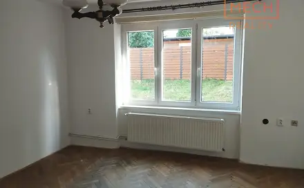 Pronájem bytu 2+1 78 m², Nádražní, Pacov, okres Pelhřimov