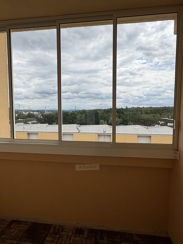 Pronájem bytu 2+kk 48 m² – fotografie 4