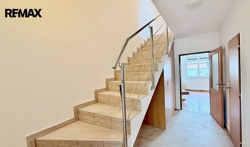Prodej domu 125 m² s pozemkem 261 m², Suchohrdly – náhled fotky 8