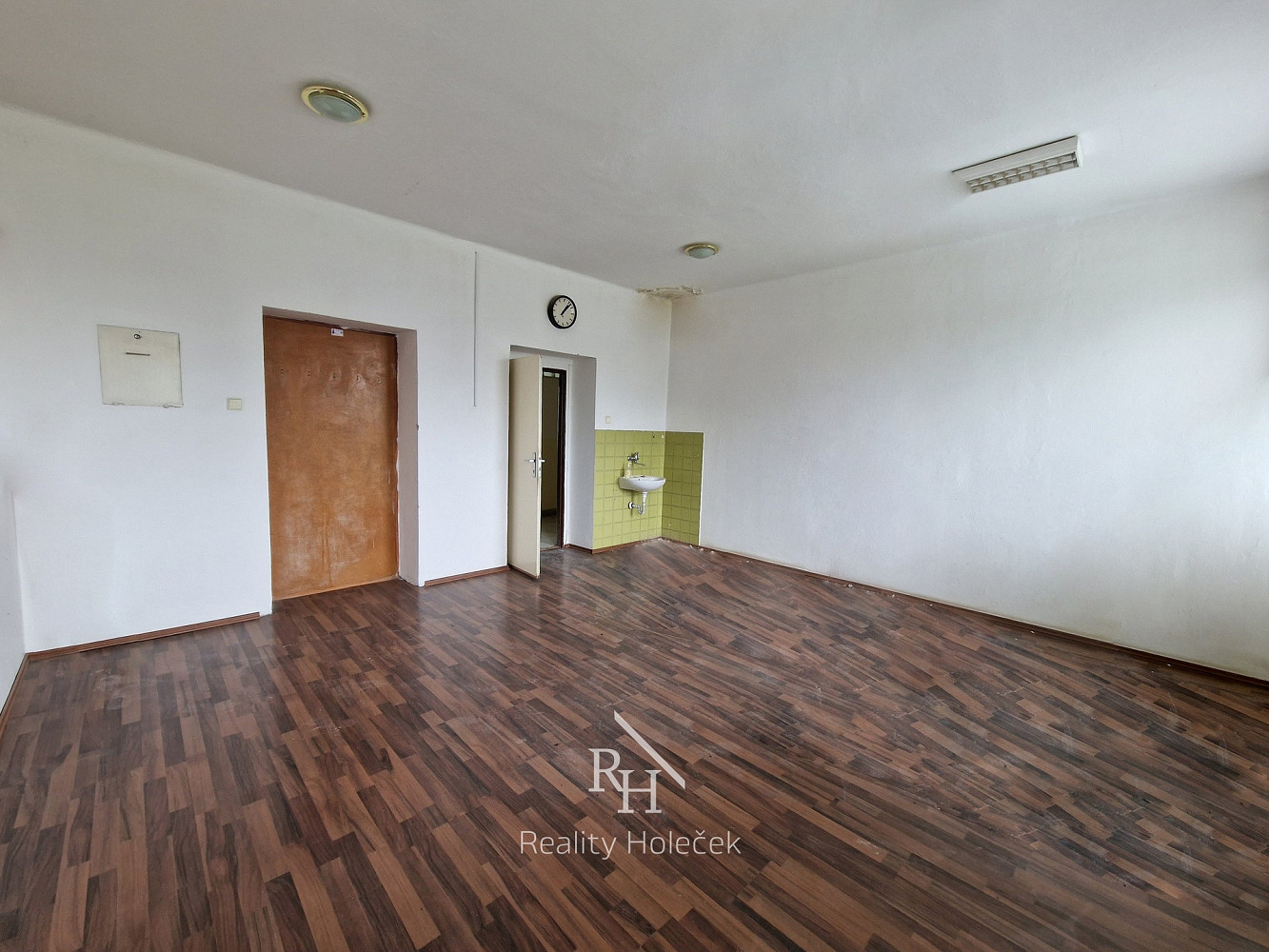 Prodej ubytovacího objektu 556 m² — photo 2