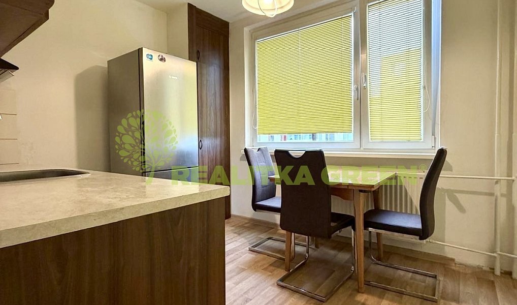 Prodej bytu 2+1 43 m², Vsetín – náhled fotky 4