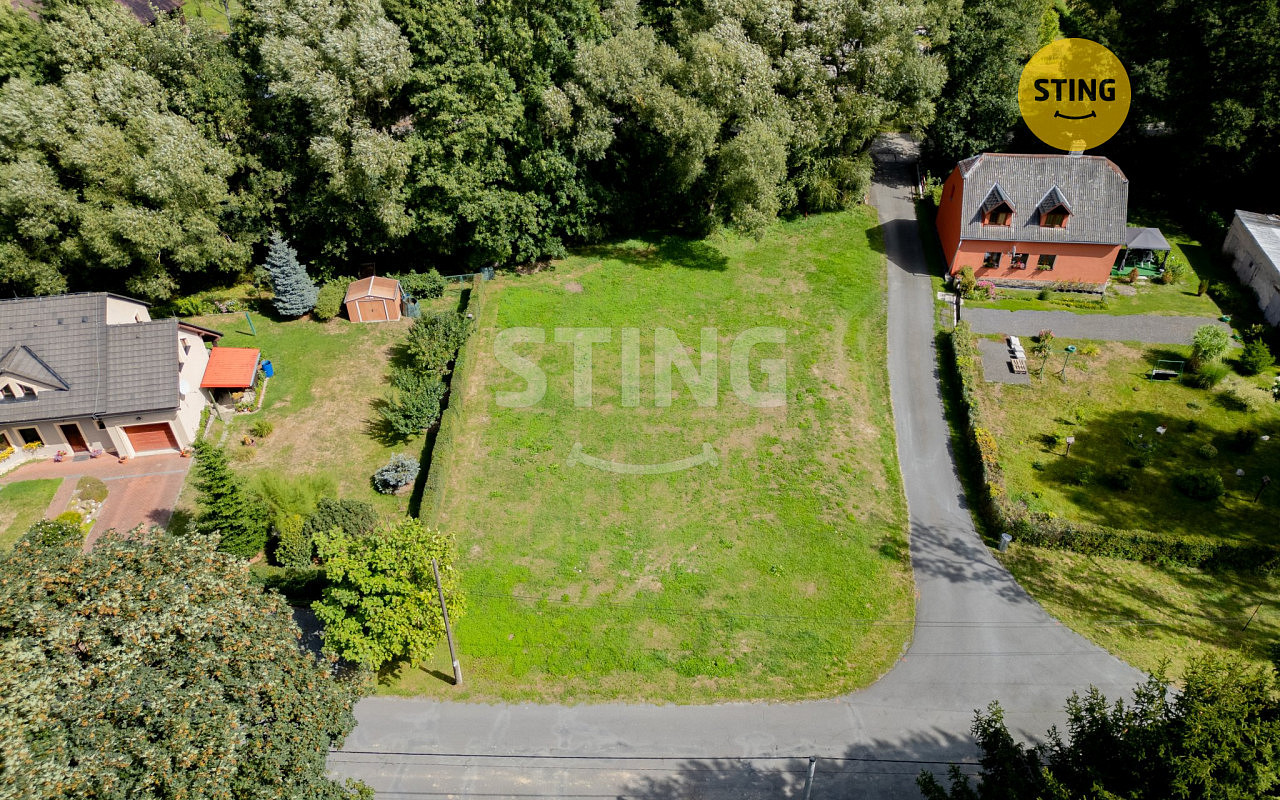 Prodej stavebního pozemku 800 m²