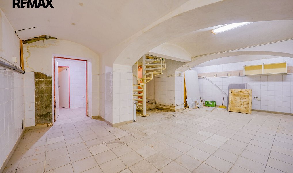 Pronájem restaurace 312 m², Plzeň – náhled fotky 21