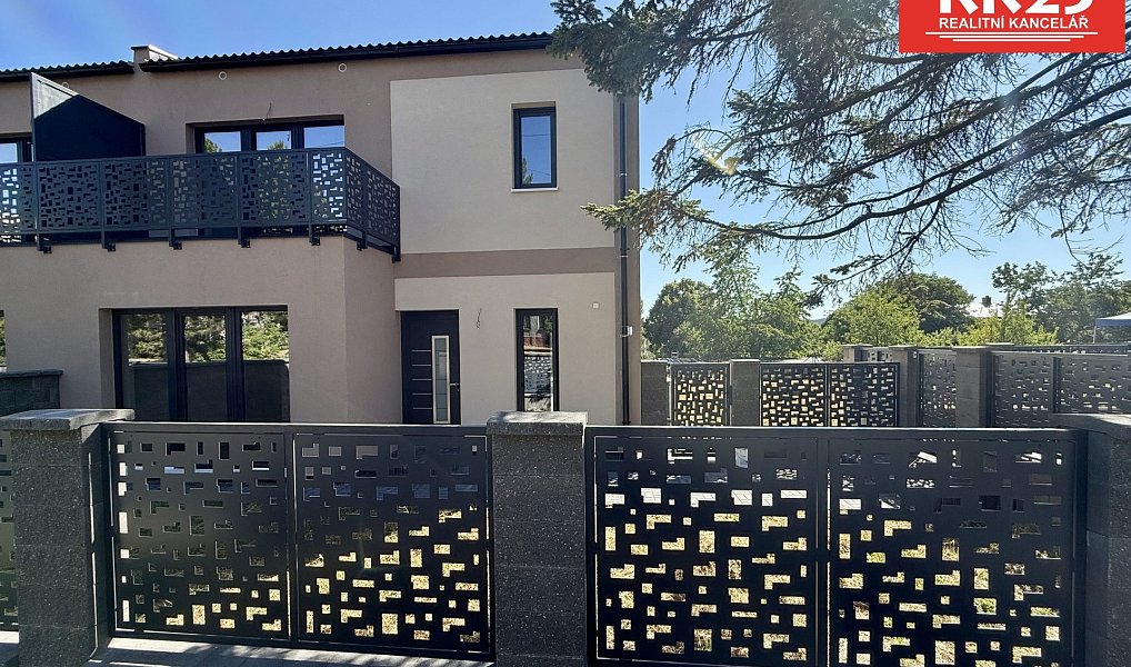 Prodej domu 200 m² s pozemkem 510 m², Velká Hleďsebe – náhled fotky 11