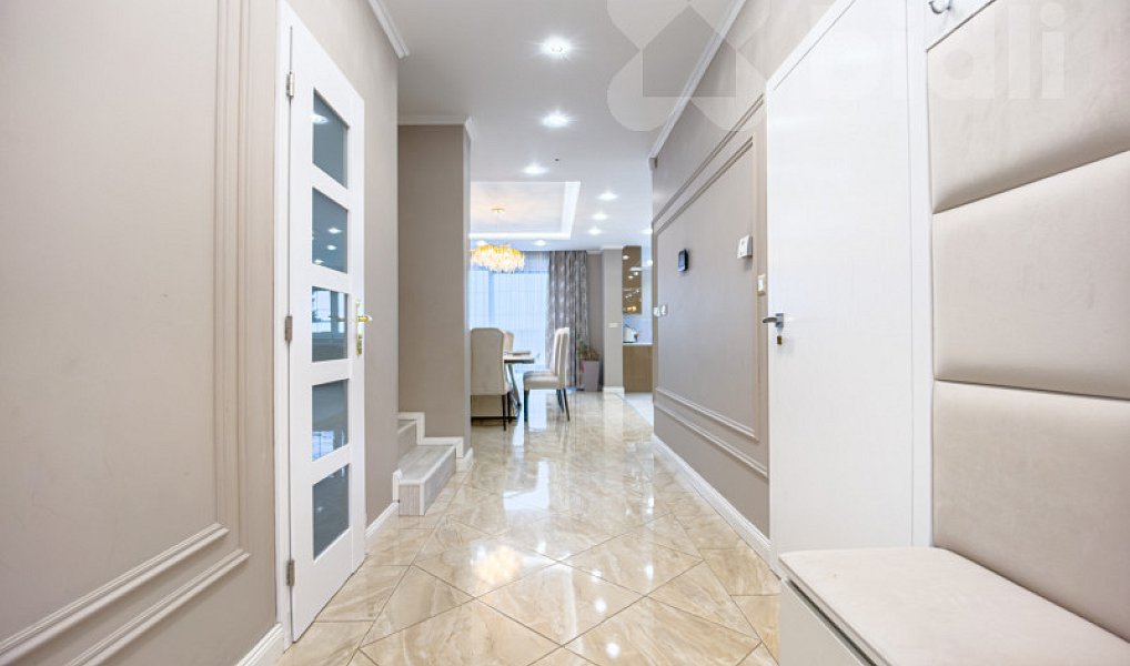 Pronájem domu 189 m² s pozemkem 1 140 m², Zlatá – náhled fotky 9