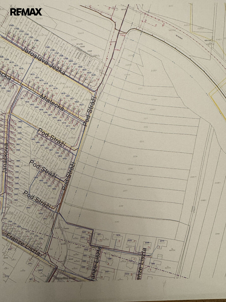 Prodej stavebního pozemku 2 138 m² – fotografie 4