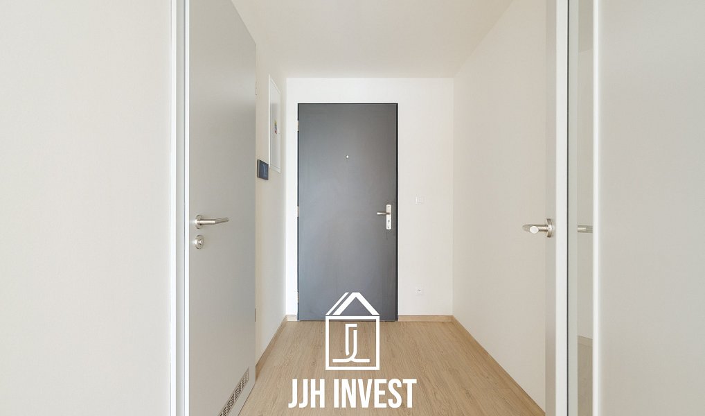 Prodej bytu 1+kk 30 m², Praha – náhled fotky 4