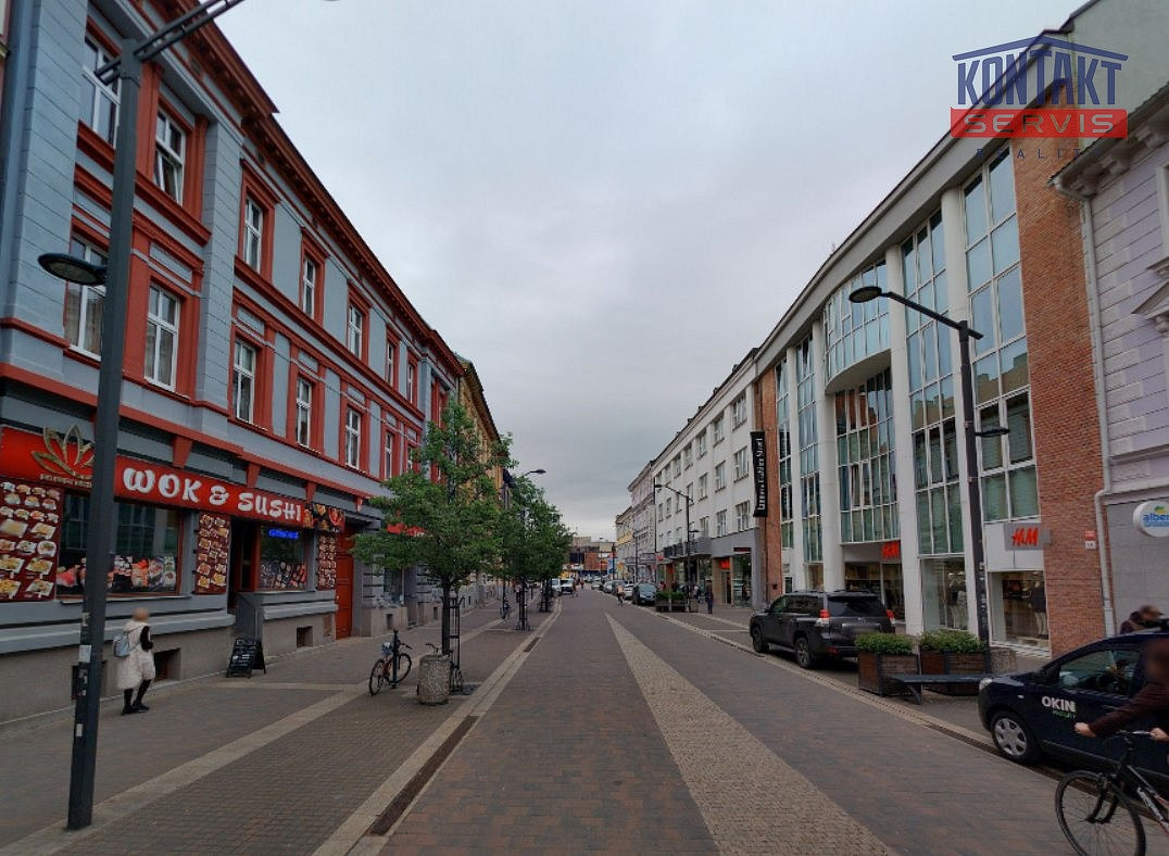 Pronájem obchodních prostor 212 m²