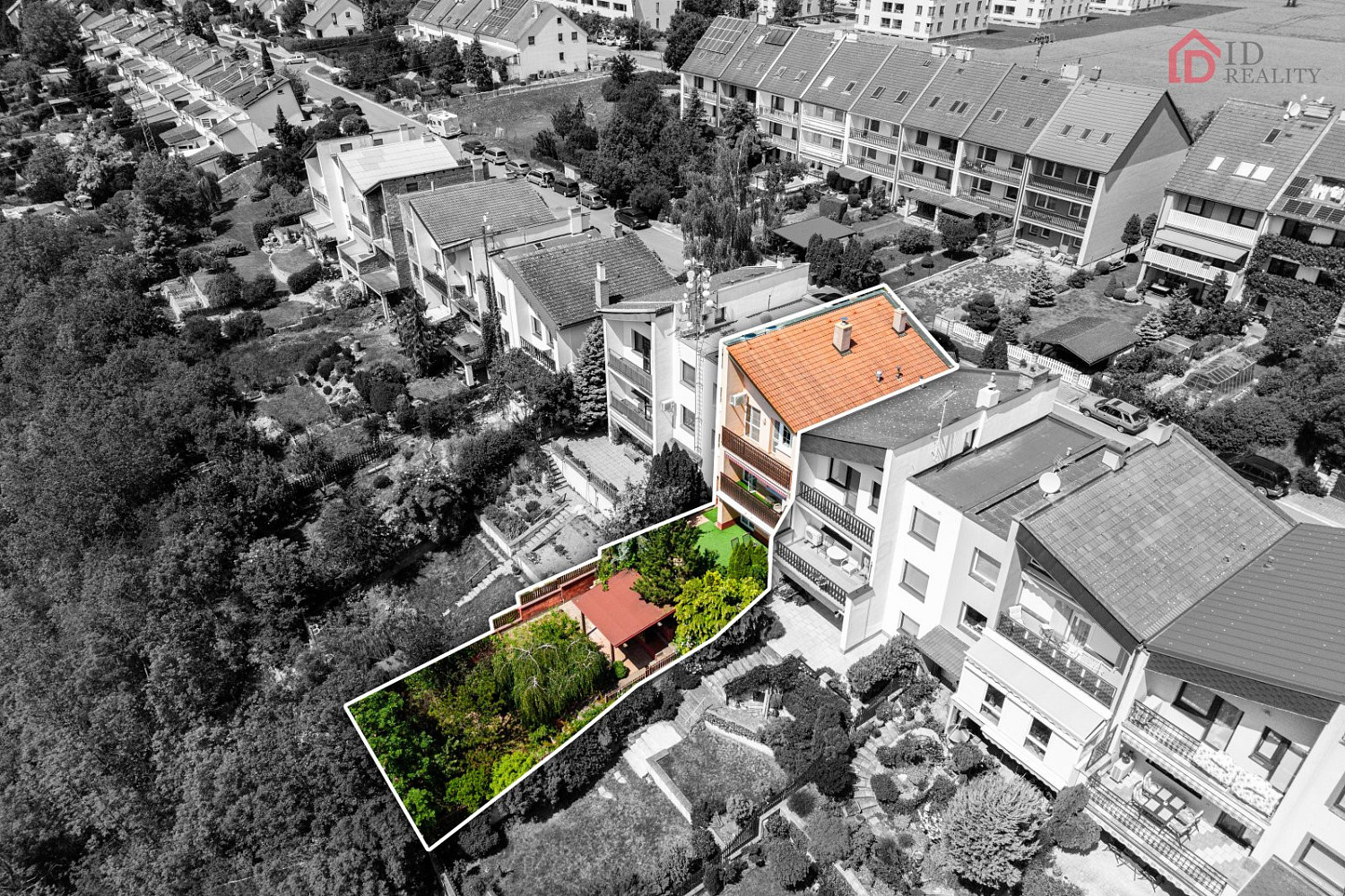 Prodej domu 406 m² s pozemkem 318 m² — photo 2