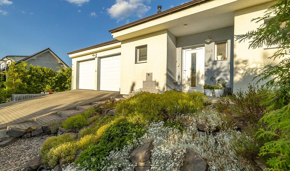 Prodej domu 146 m² s pozemkem 903 m², Horní Ředice – náhled fotky 3