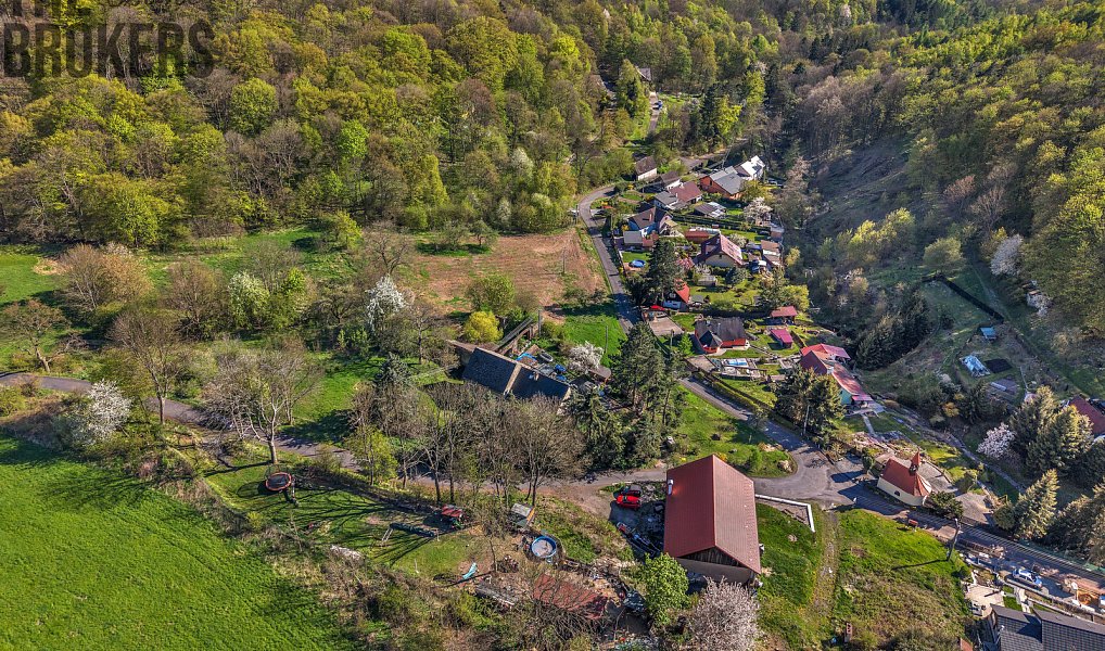 Prodej stavebního pozemku 1 436 m², Chuderov – náhled fotky 9