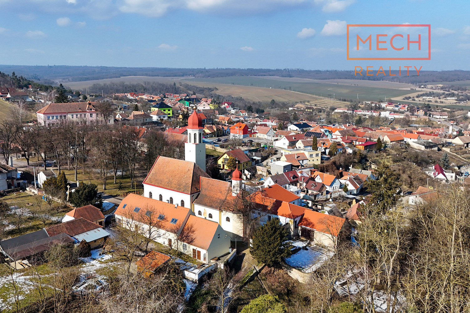 Prodej domu 140 m² s pozemkem 1 444 m²