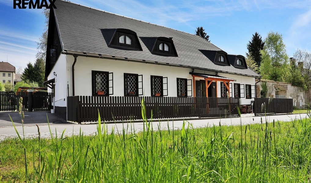 Prodej ubytovacího objektu 392 m², Volary – náhled fotky 3