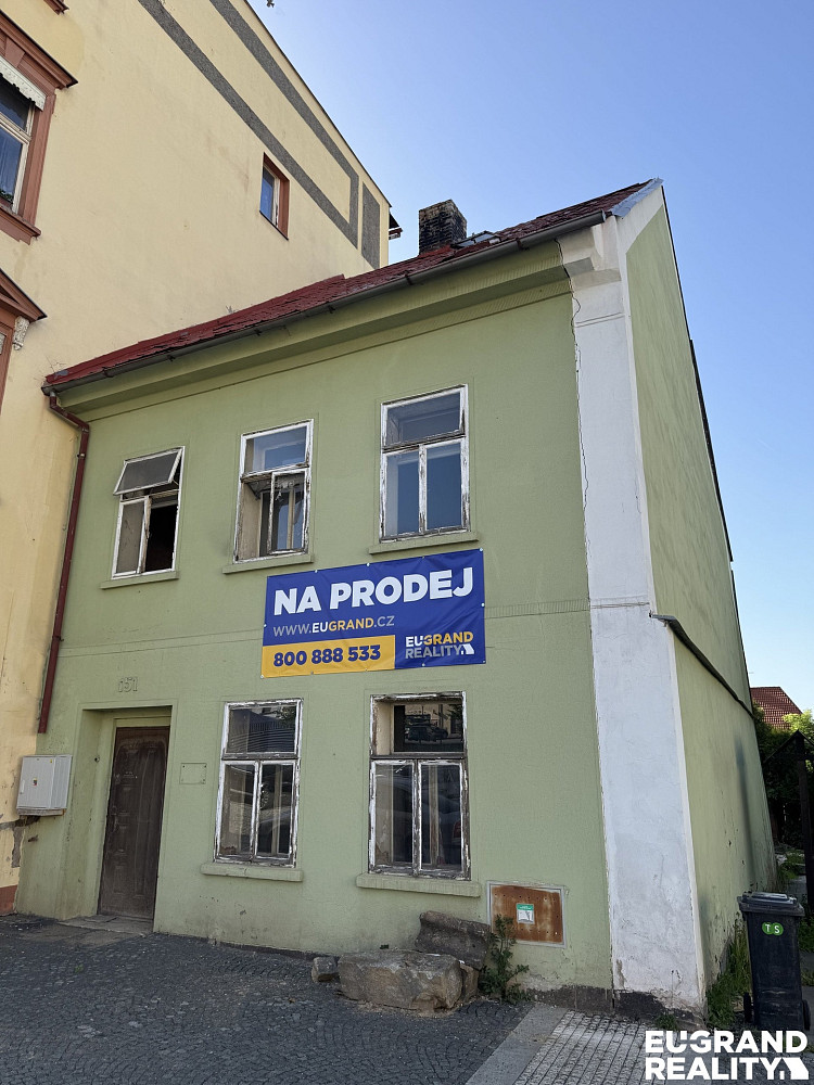 Prodej domu 240 m² s pozemkem 203 m² – fotografie 2
