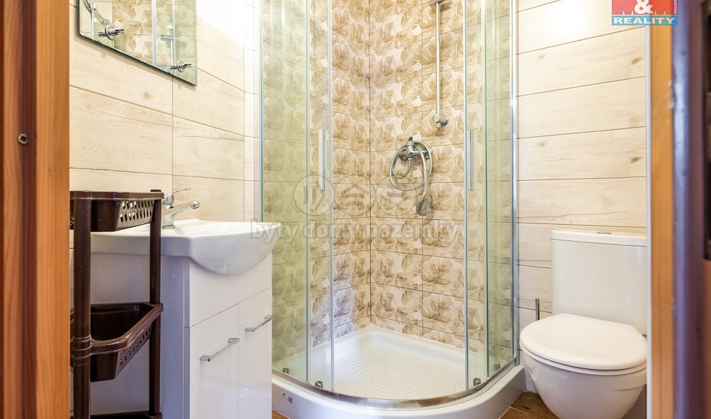 Prodej ubytovacího objektu 400 m², Český Krumlov – náhled fotky 11