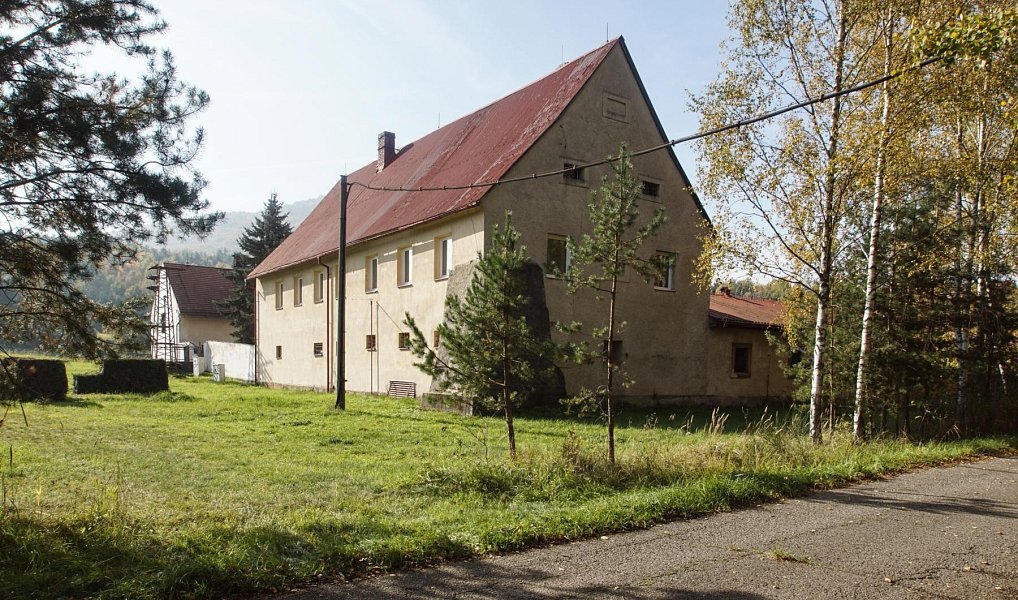 Prodej domu 1 000 m² s pozemkem 350 913 m², Stráž pod Ralskem – náhled fotky 7
