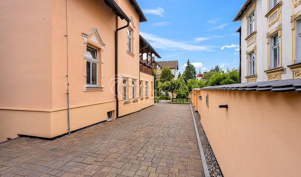Prodej domu 343 m² s pozemkem 744 m², Litoměřice – náhled fotky 26