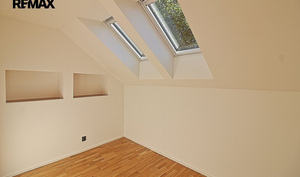 Prodej bytu atypického 141 m², Dobřichovice – náhled fotky 8