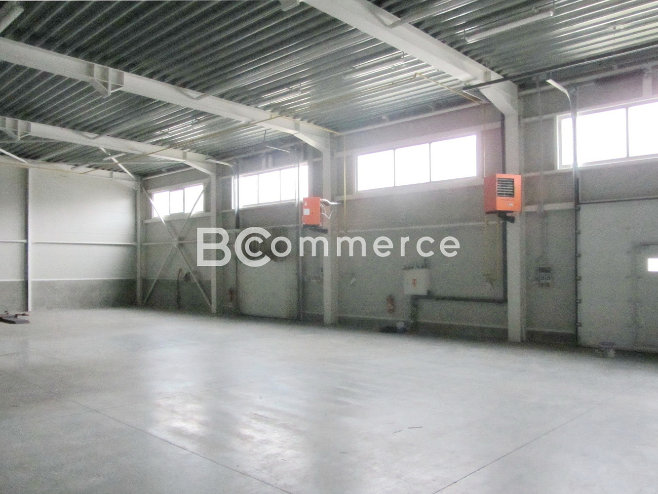 Pronájem skladovacích prostor 825 m² — photo 2