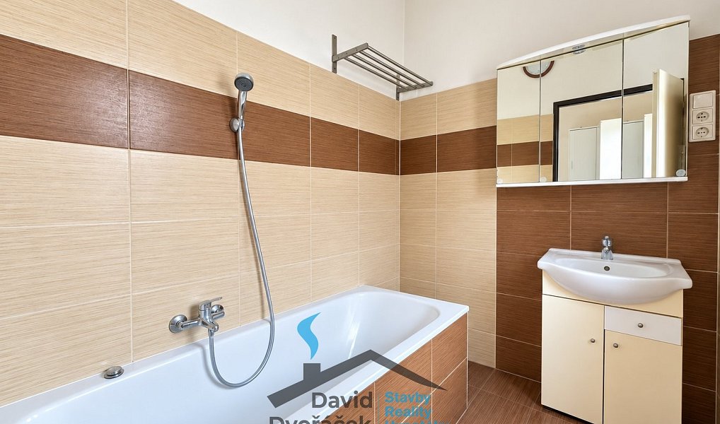 Prodej domu 167 m² s pozemkem 803 m², Hradec Králové – náhled fotky 14