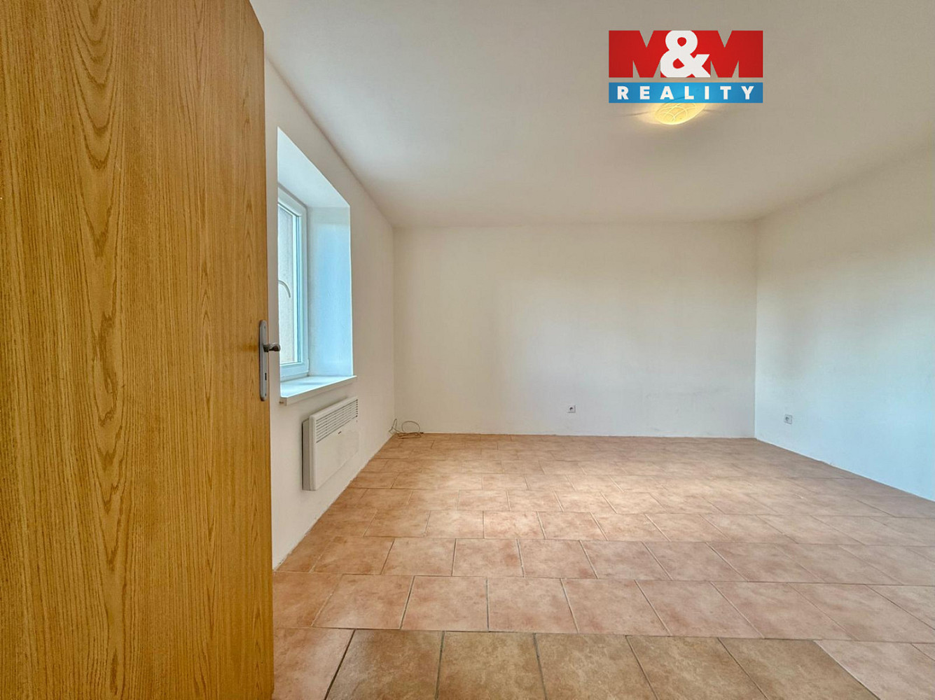 Pronájem bytu 1+1 42 m² — photo 2