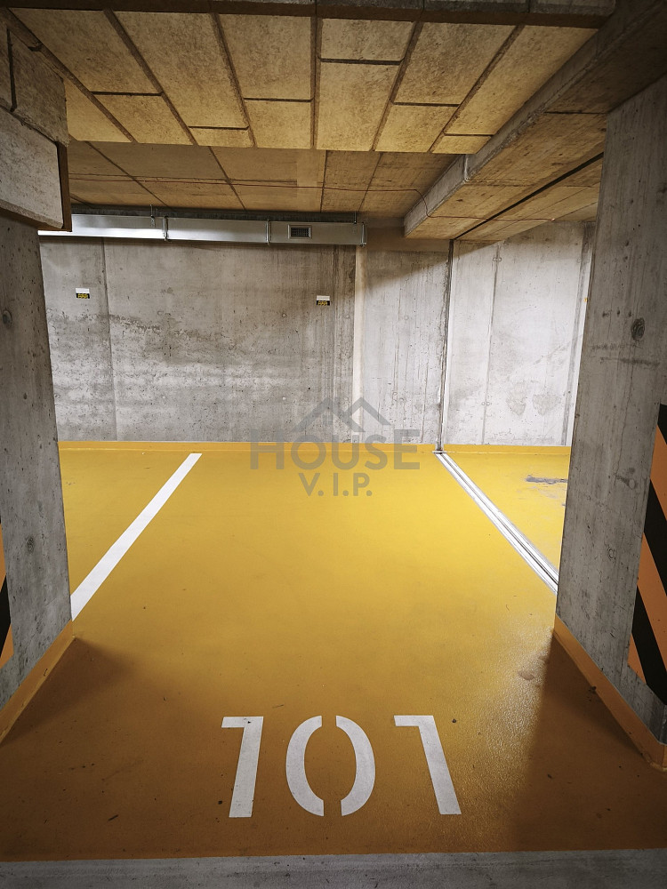 Pronájem garážového stání 12 m2, praha - strašnice — photo 5