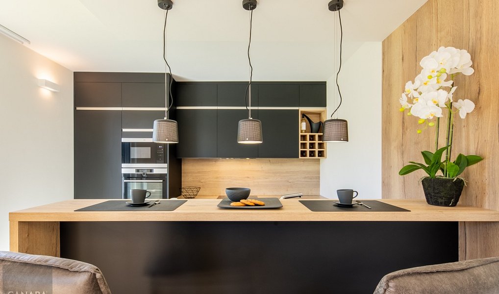 Prodej domu 200 m² s pozemkem 1 m², Liberec – náhled fotky 6