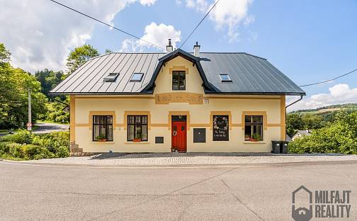 Prodej domu 336 m² s pozemkem 1 978 m², Železný Brod, okres Jablonec nad Nisou