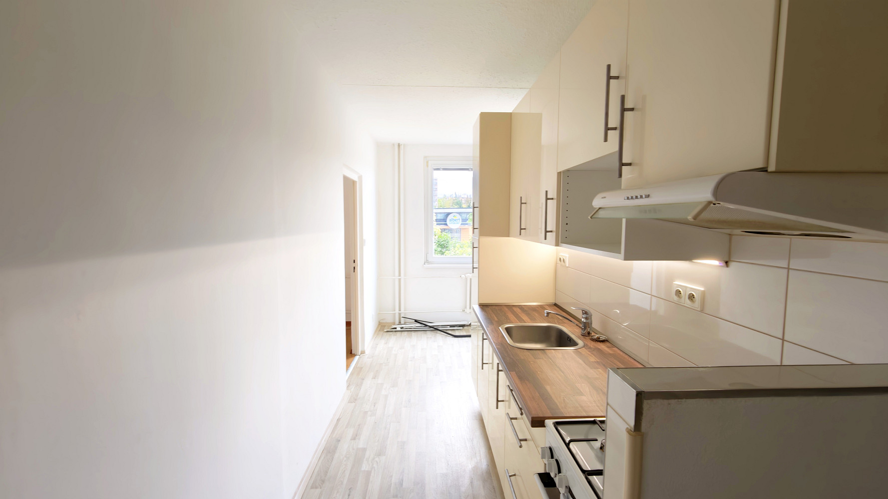 Pronájem bytu 3+1 72 m² – fotografie 3