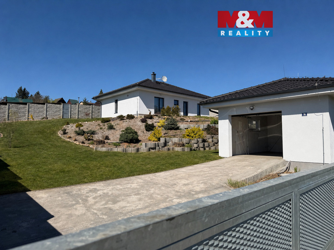 Prodej domu 92 m² s pozemkem 1 009 m²