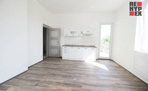 Pronájem bytu 1+kk 31 m², Nádražní, Mimoň - Mimoň III, okres Česká Lípa