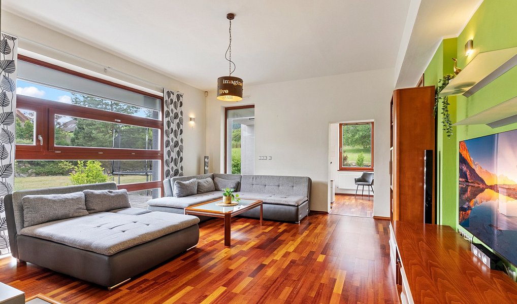 Prodej domu 246 m² s pozemkem 1 270 m², Beroun – náhled fotky 13