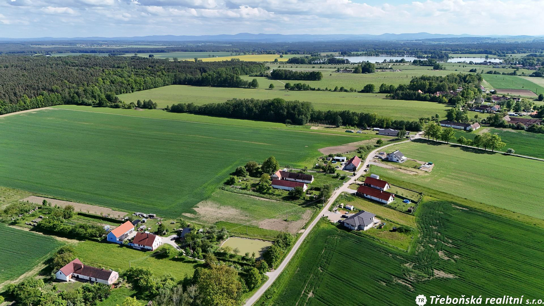 Prodej stavebního pozemku 1 099 m² – fotografie 5