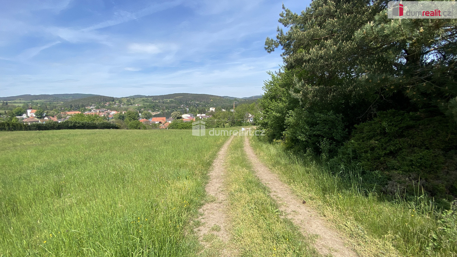 Prodej stavebního pozemku 1 100 m² — photo 3