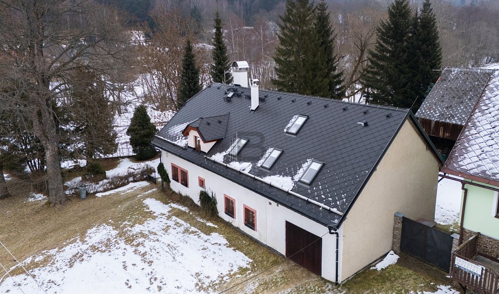 Prodej chaty/chalupy 242 m² s pozemkem 1 129 m², Kašperské Hory – náhled fotky 9