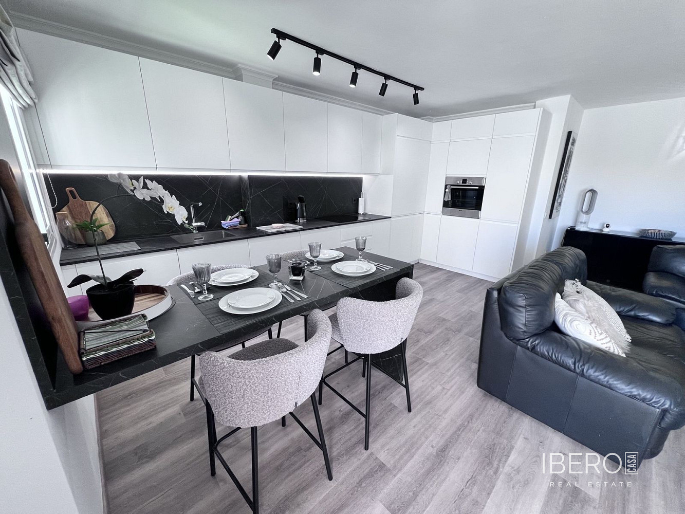 Piso 3+kk – Mijas, Riviera del Sol - Fase VIII, Urbanización Sitio de Calahonda - Vista 4